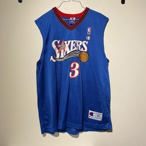 Vintage 76ers Iverson jersey